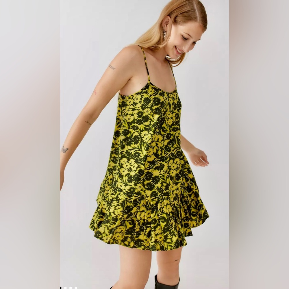 NWOT Charlie Mini Dress